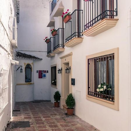 The Carpenter´s Boutique Apartments Marbellac Extérieur photo