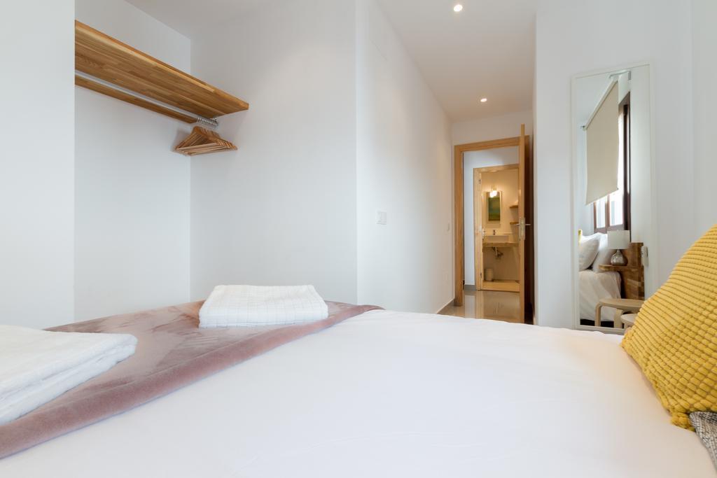 The Carpenter´s Boutique Apartments Marbellac Chambre photo