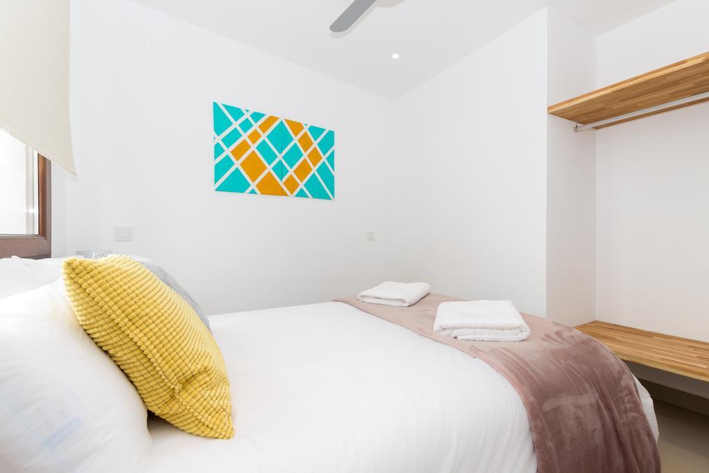 The Carpenter´s Boutique Apartments Marbellac Chambre photo