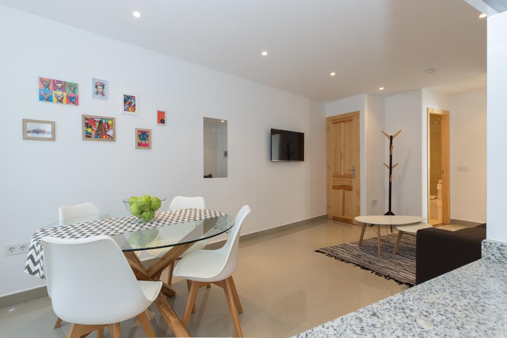 The Carpenter´s Boutique Apartments Marbellac Chambre photo