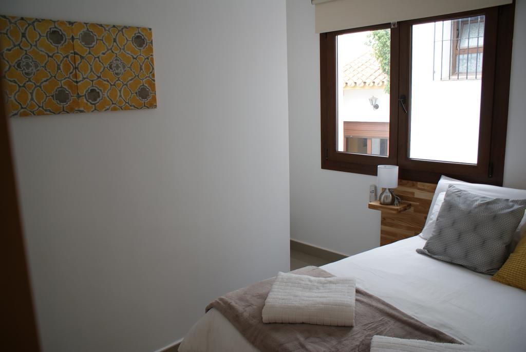 The Carpenter´s Boutique Apartments Marbellac Chambre photo